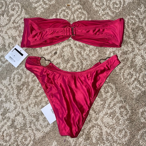 Brand new bikini - Picture 2 of 2